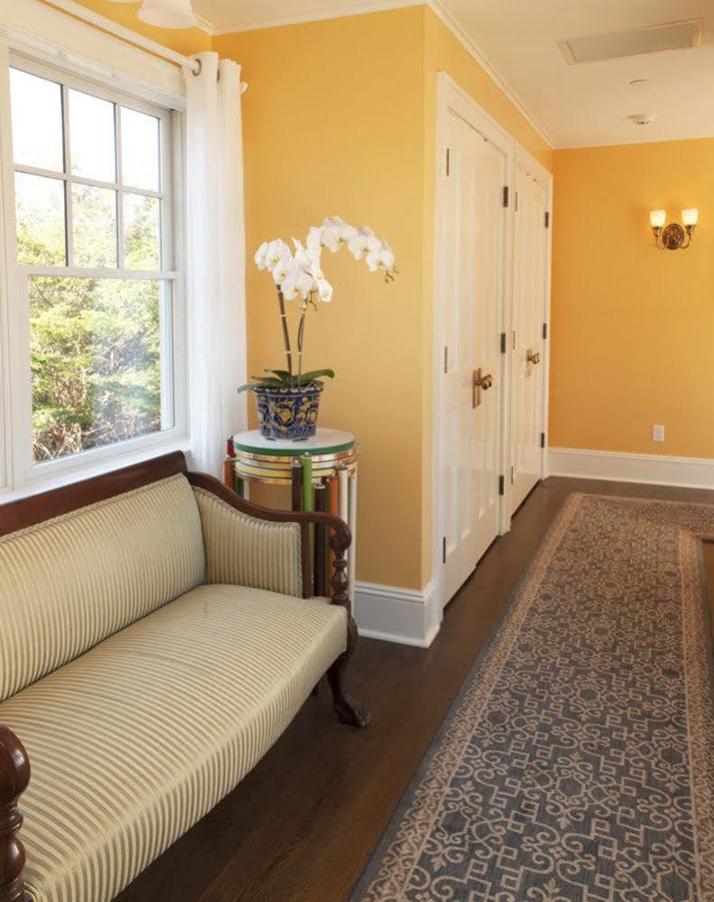 Bridgehampton Inn